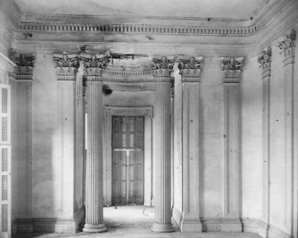 Room in Louisiana Plantation House, 1935